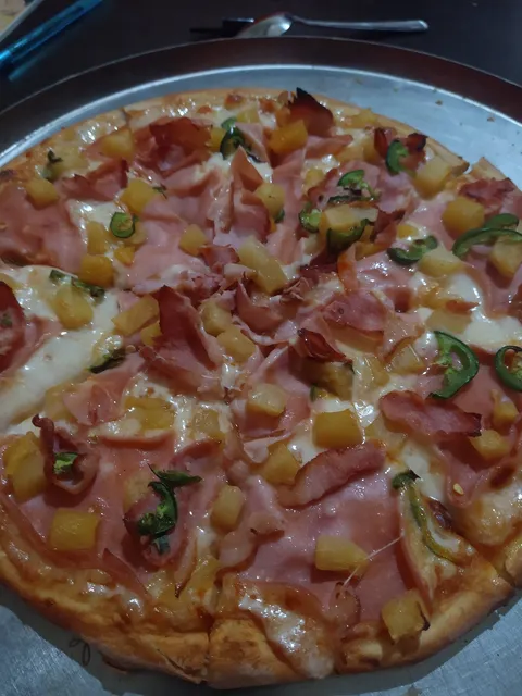 Megan Pizza image 2