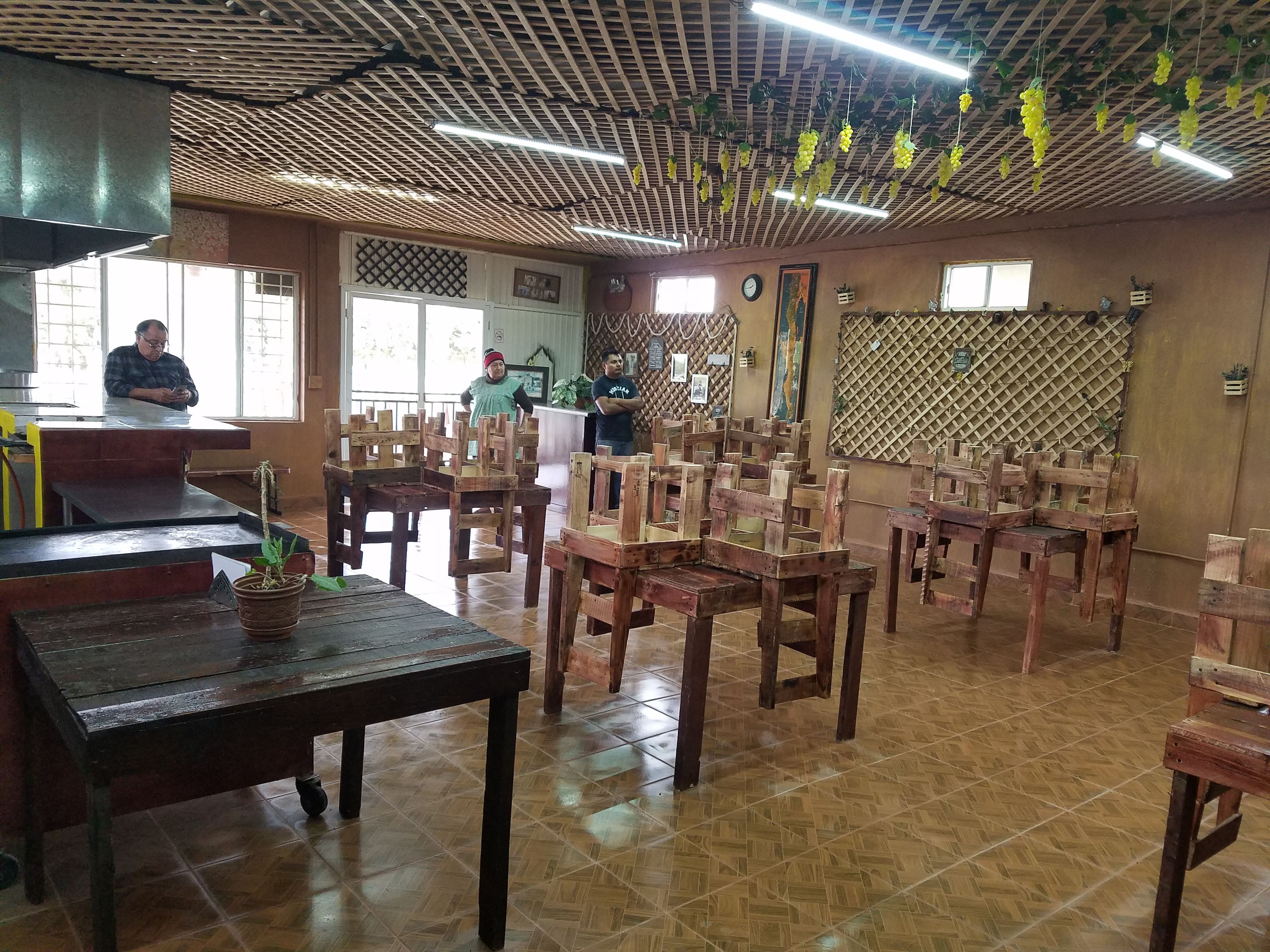 RESTAURANTE LA GRULLA!!!Barbacoa artesana(ejido urapan)l image 5