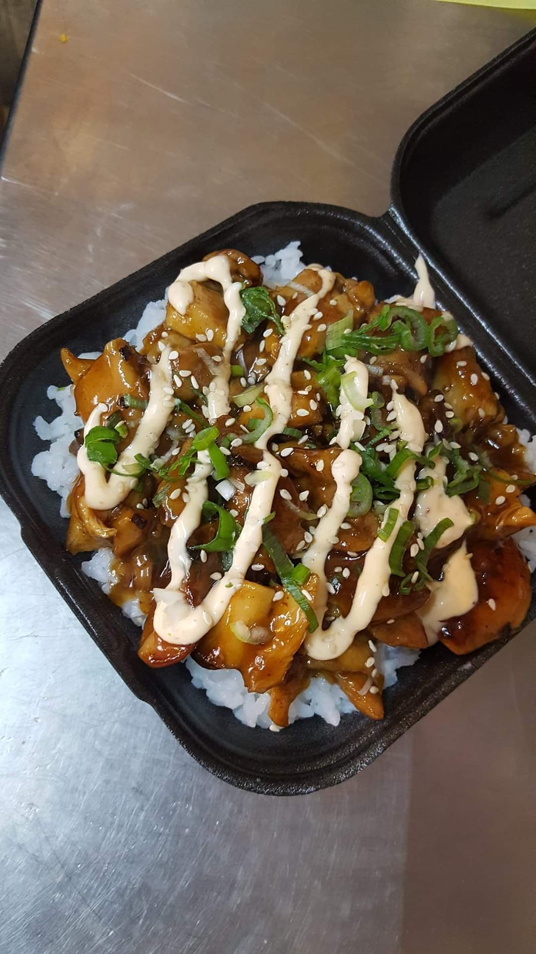 LA BASE BURGER Y ALITAS image 5