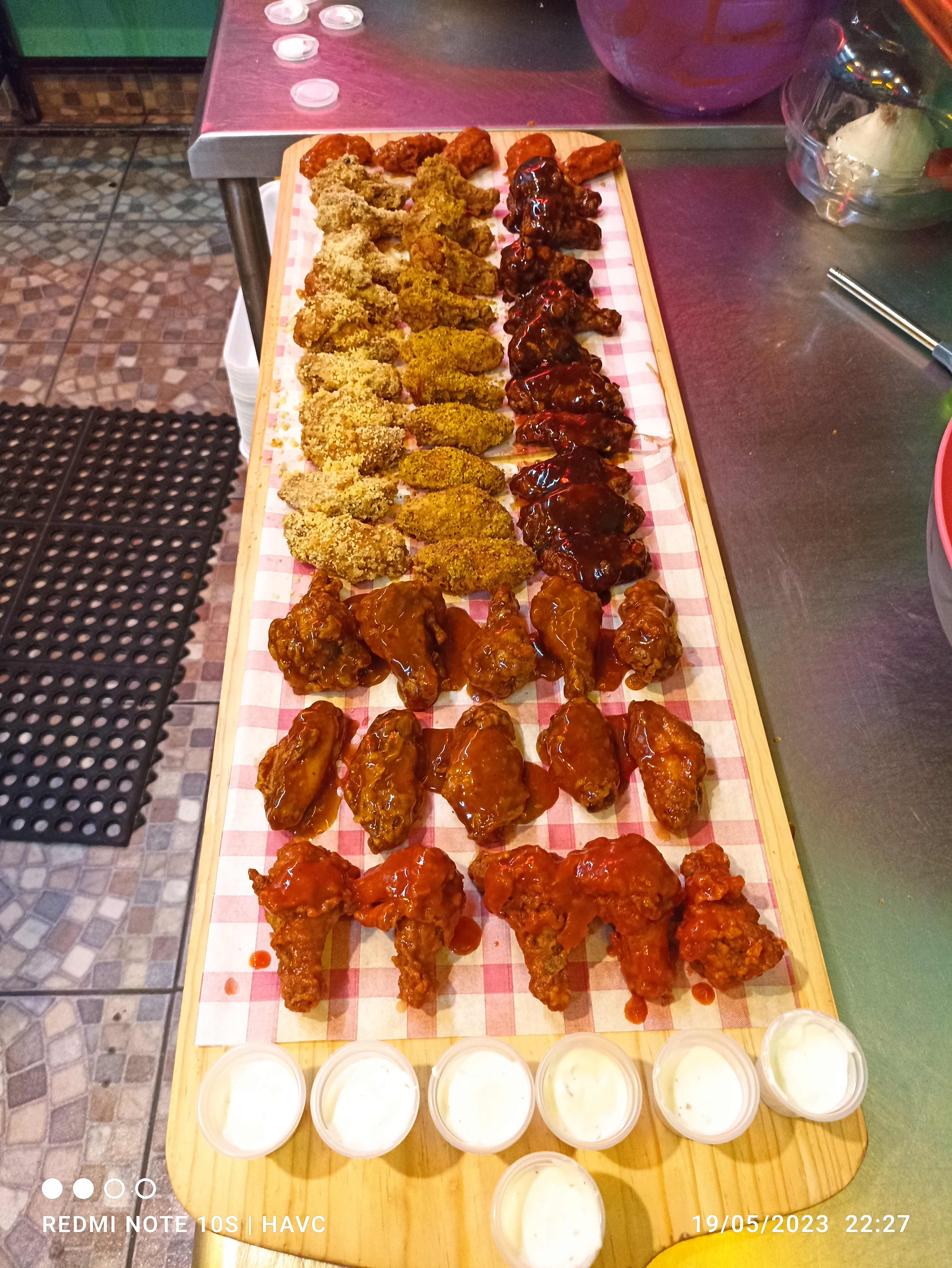 Homero's wings image 6