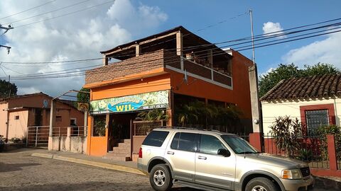 Mariscos Will image 5