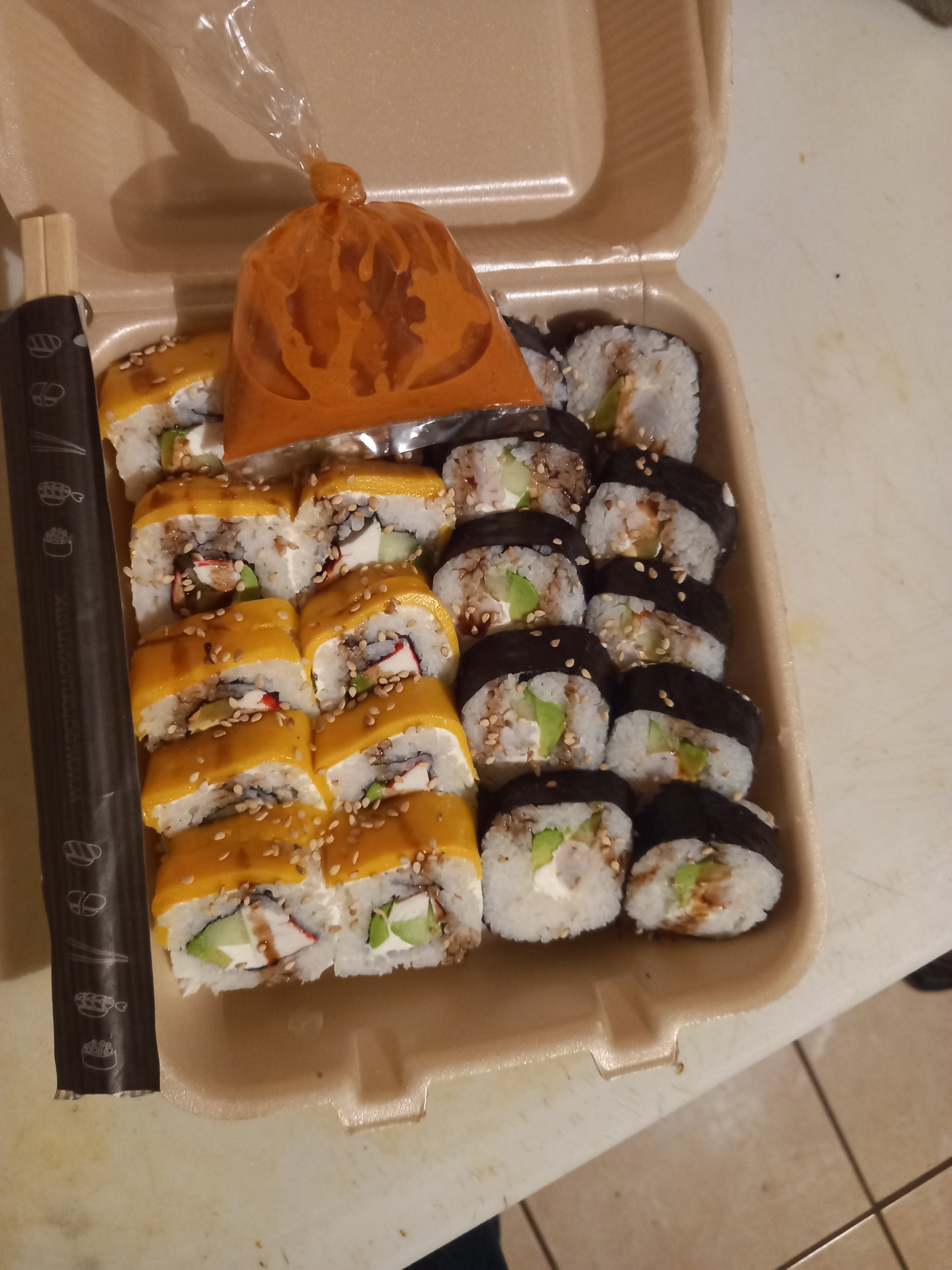 El chinito sushi image 2