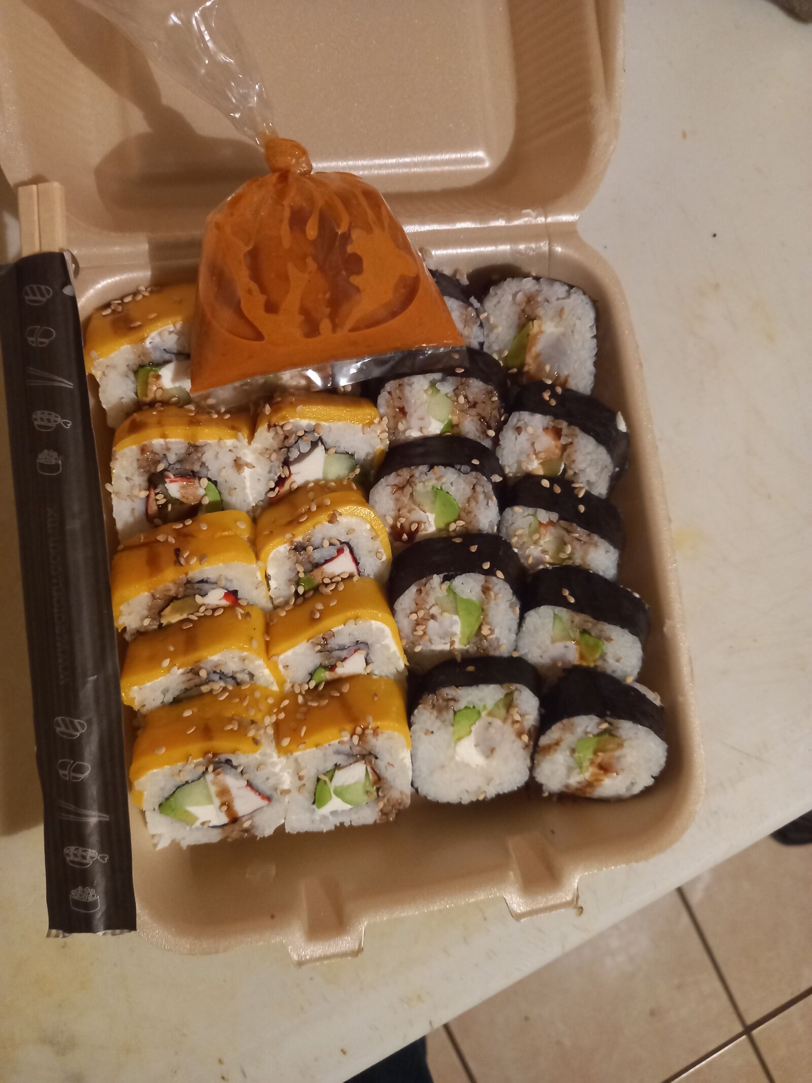 El chinito sushi image 2