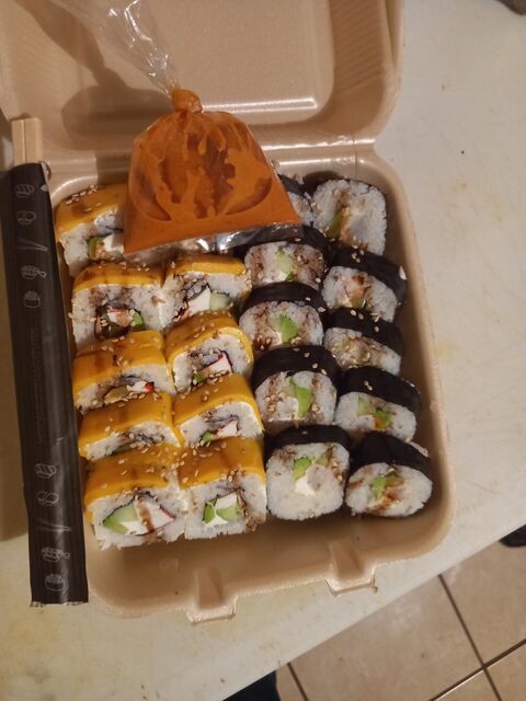 El chinito sushi image 2