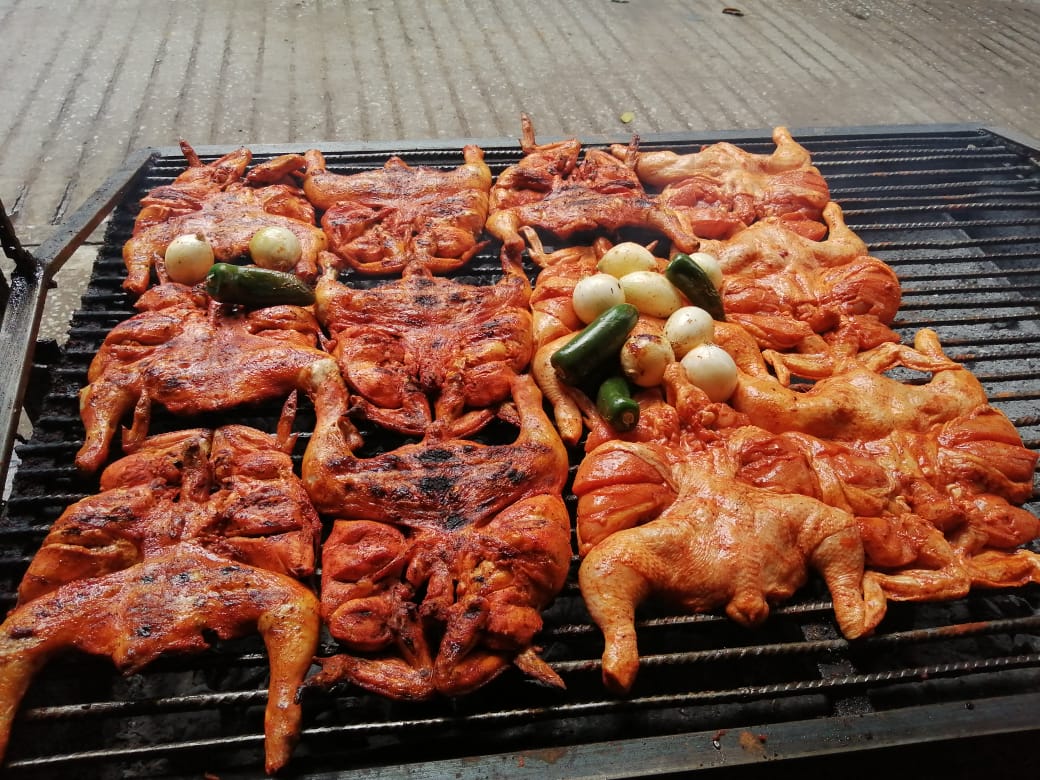 Pollo "Los Compadres" image 1