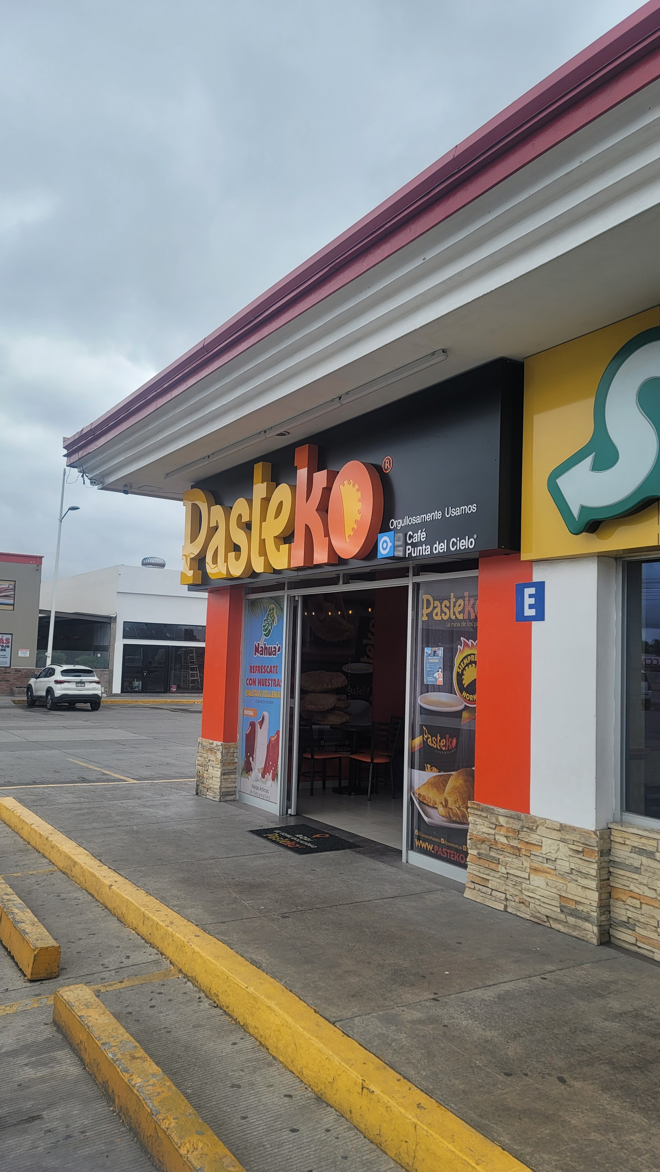 Pasteko La Virgen image 2