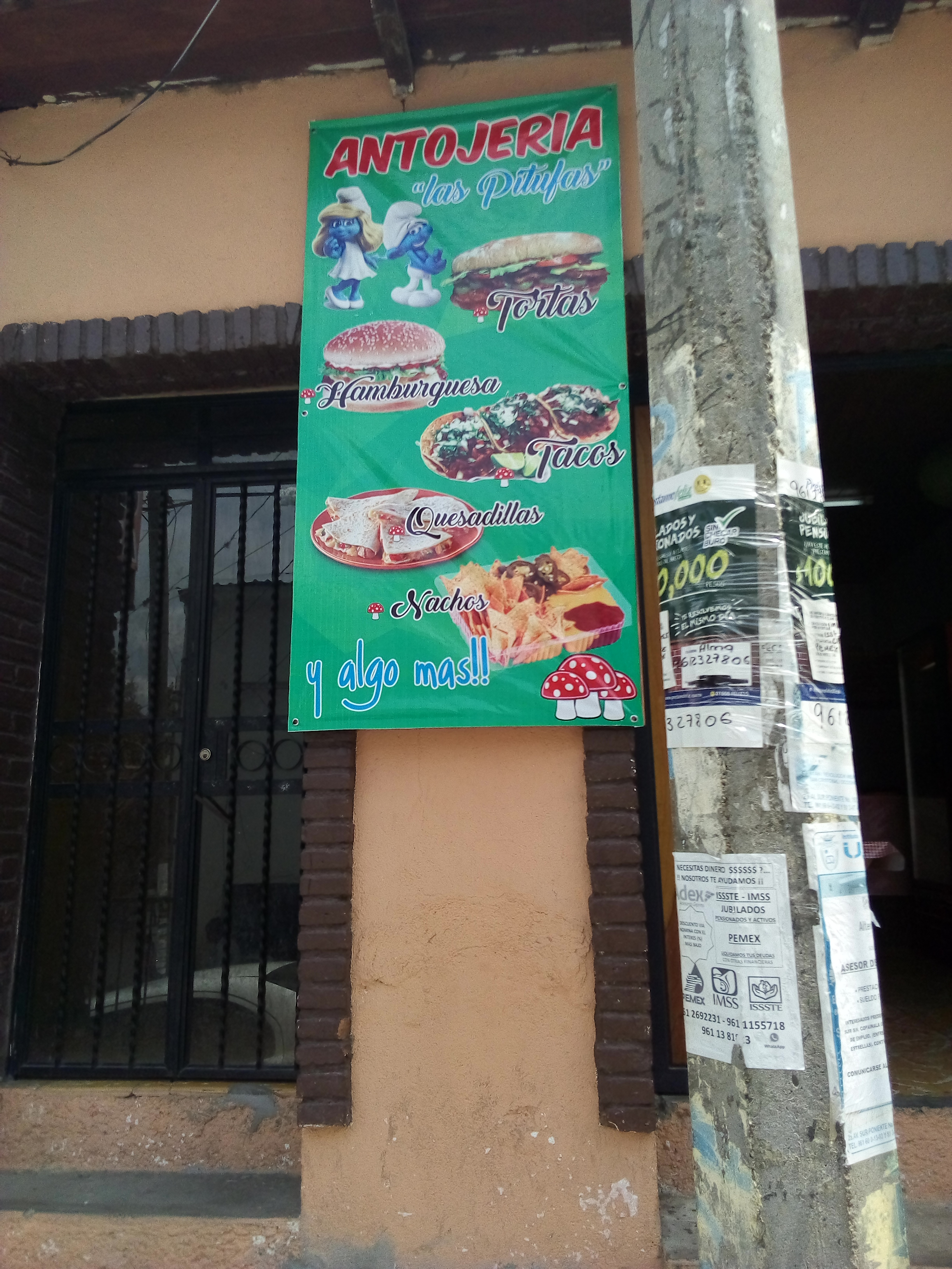 Antojeria Las Pitufas image 1