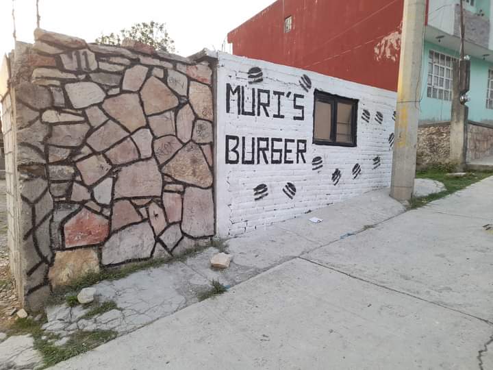 Muri's Burgers image 7