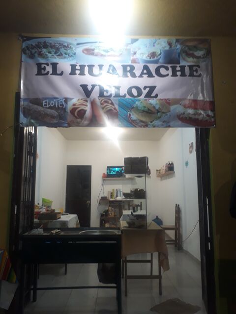"EL HUARACHE VELOZ image 3