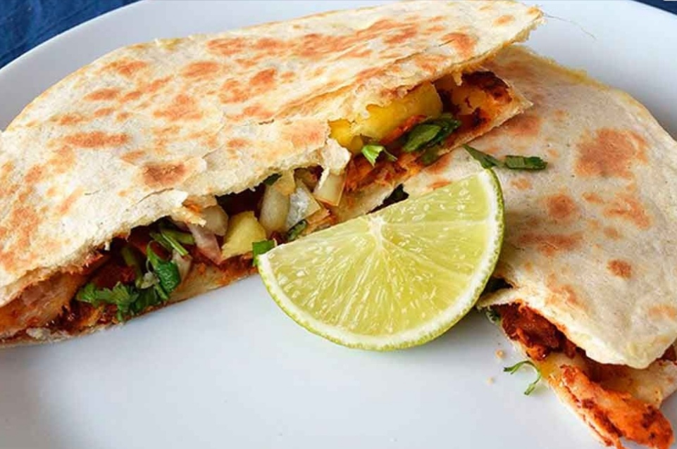 "La taquería" carnitas & pastor. image 1