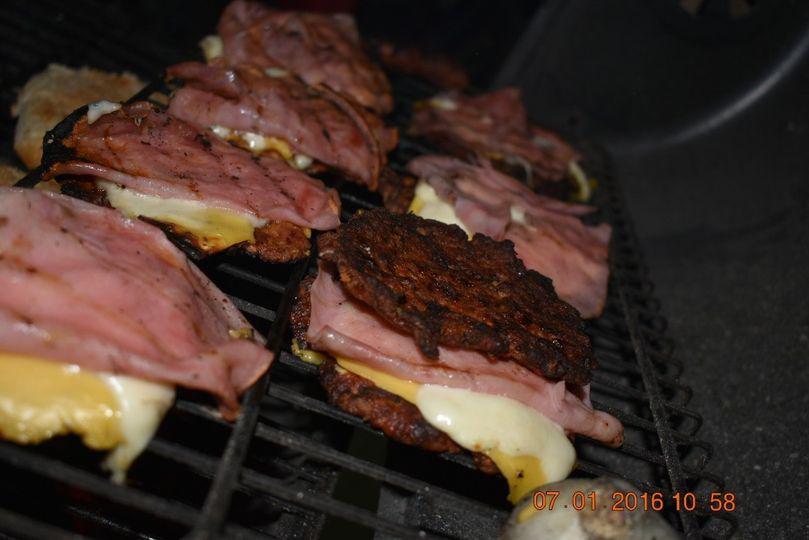 C & B Burger image 5