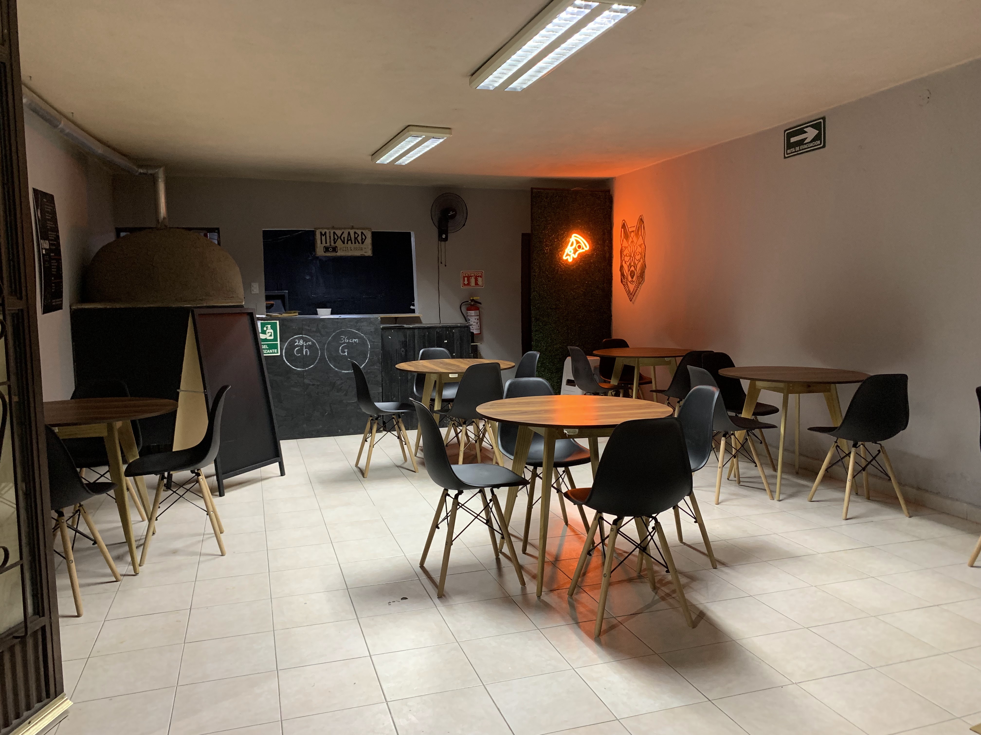 Midgard Pizza & Pasta image 4