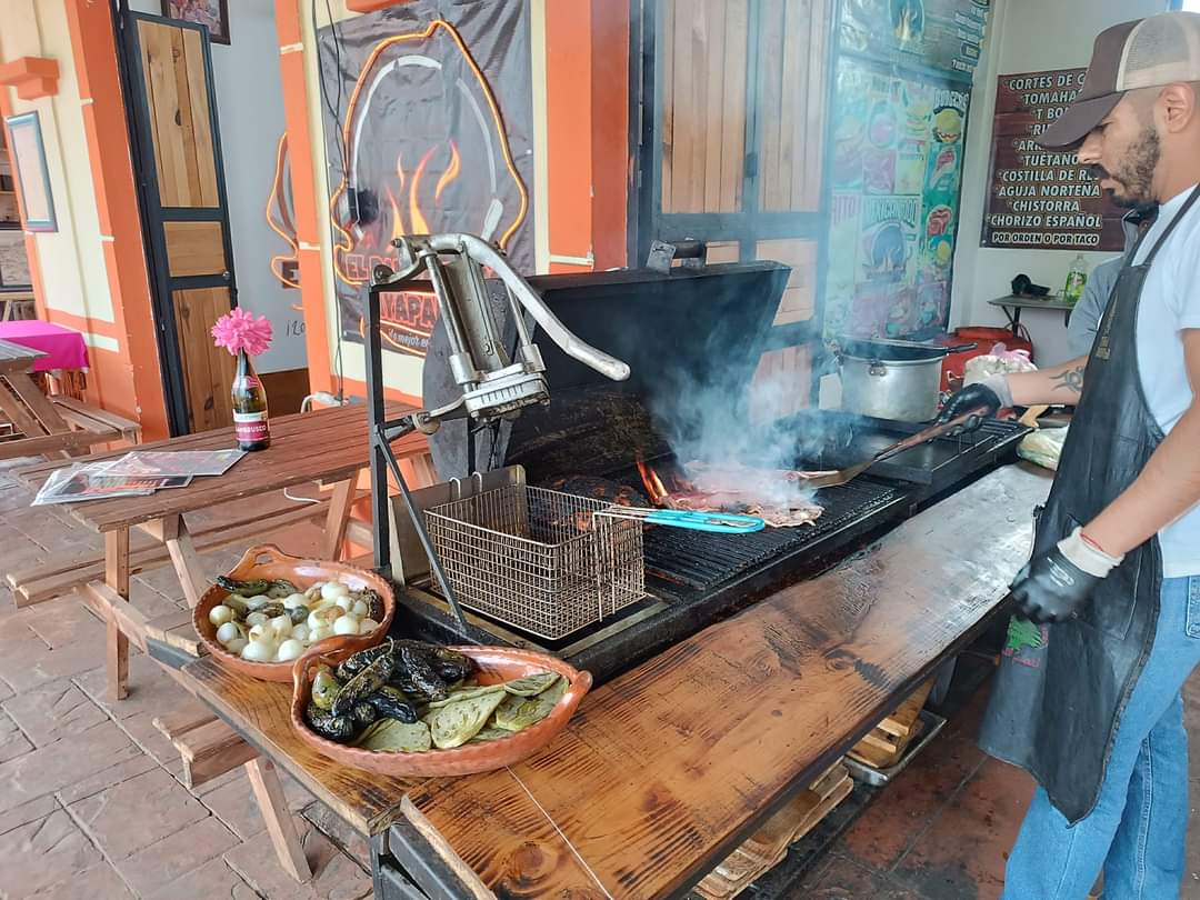 El parrillero ,ayapango edo.de México image 9