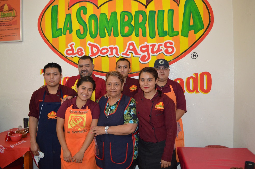 Tacos de Guisado "La Sombrilla de Don Agus" image 2