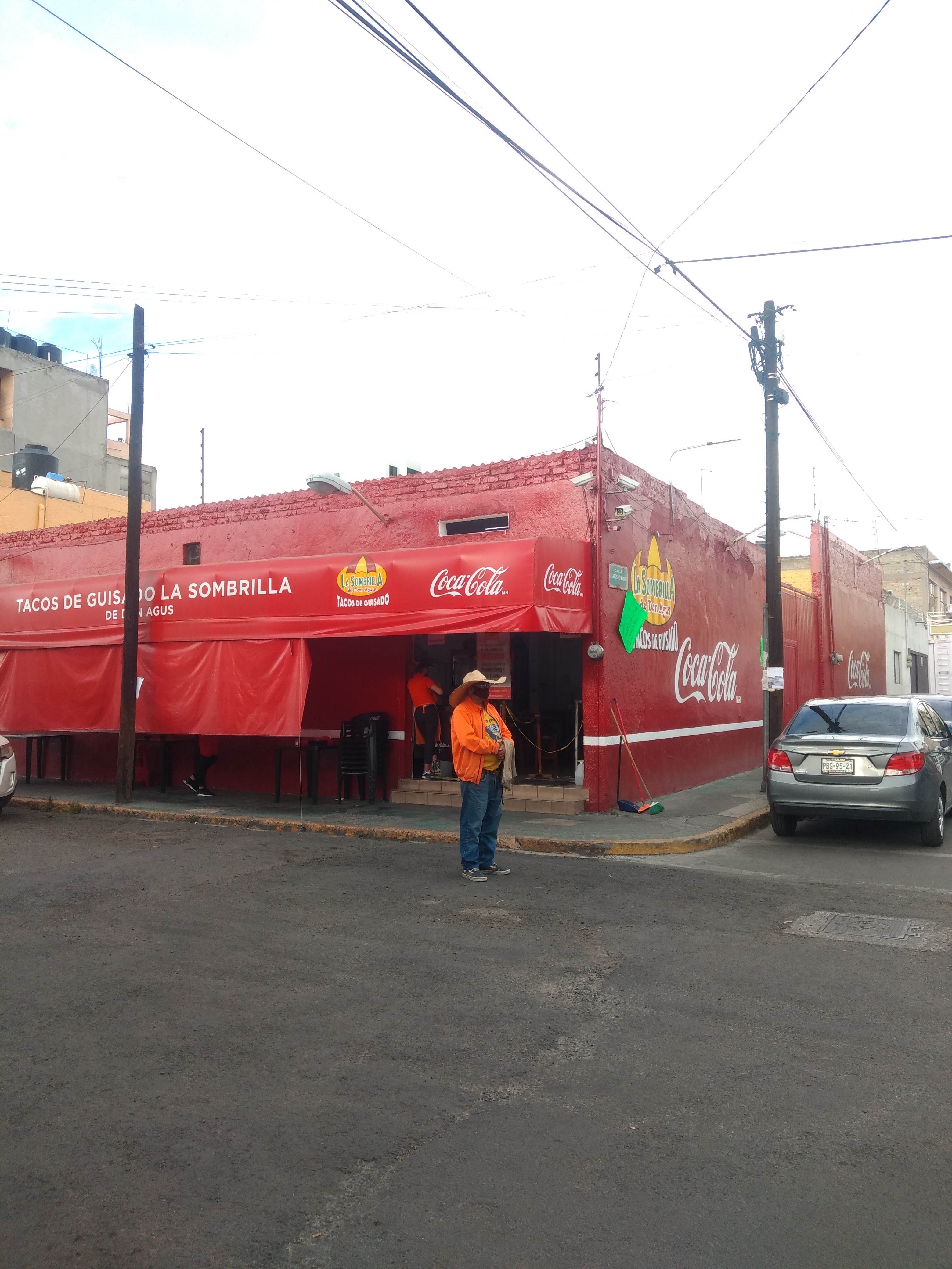 Tacos de Guisado "La Sombrilla de Don Agus" image 6