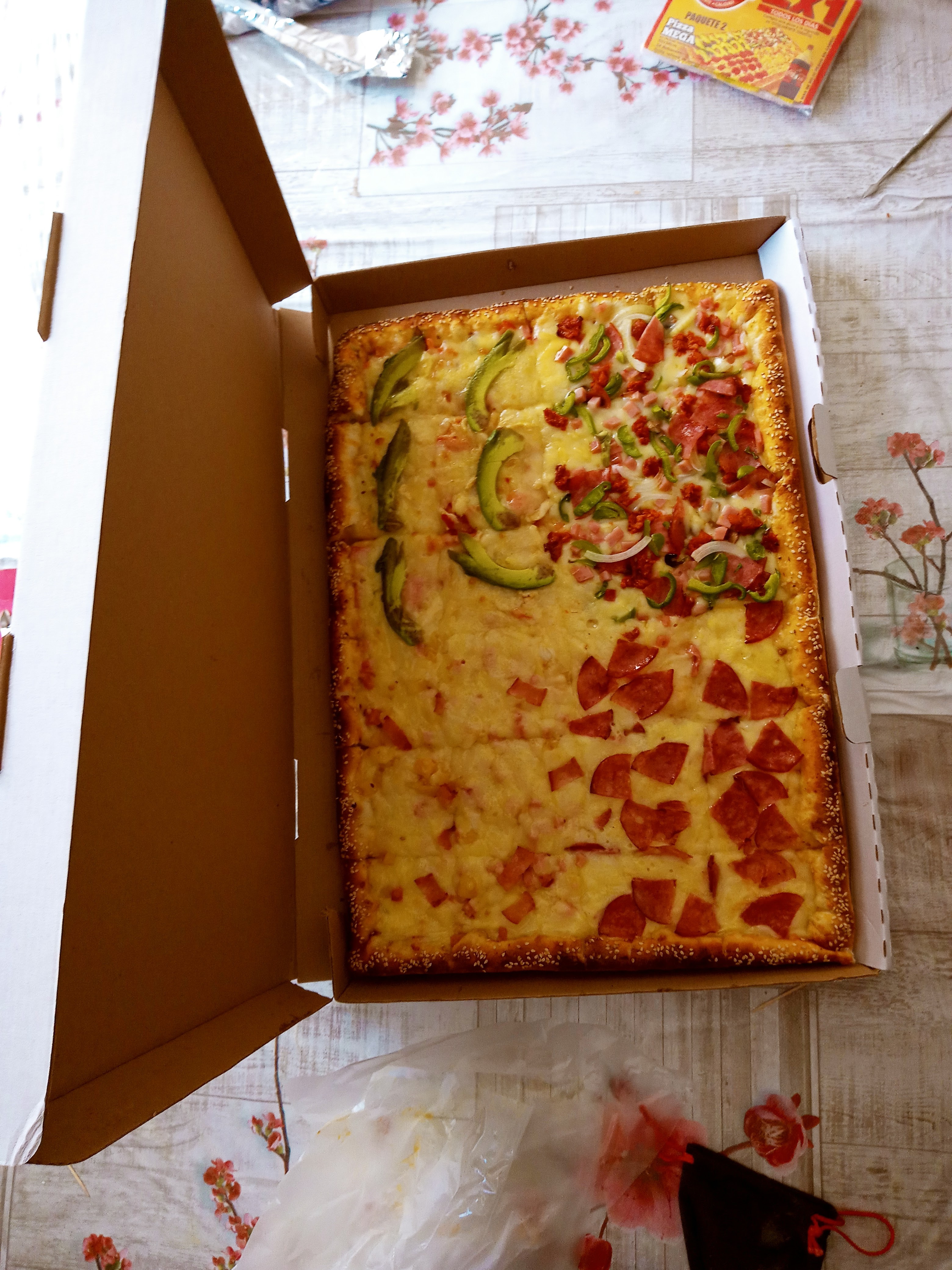 Pizzas Yolis image 2