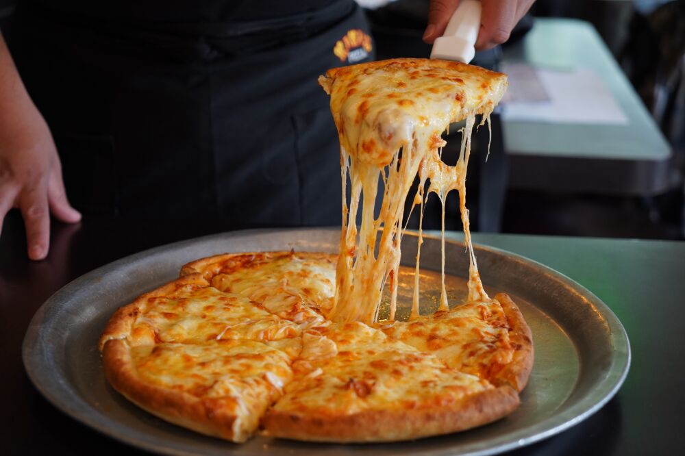 Pizzas Yolis image 3