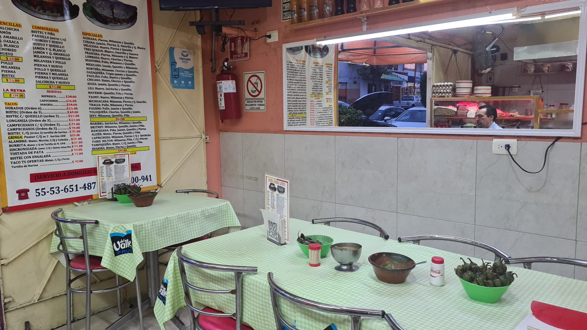 Tortería y taquería La Reyna image 1