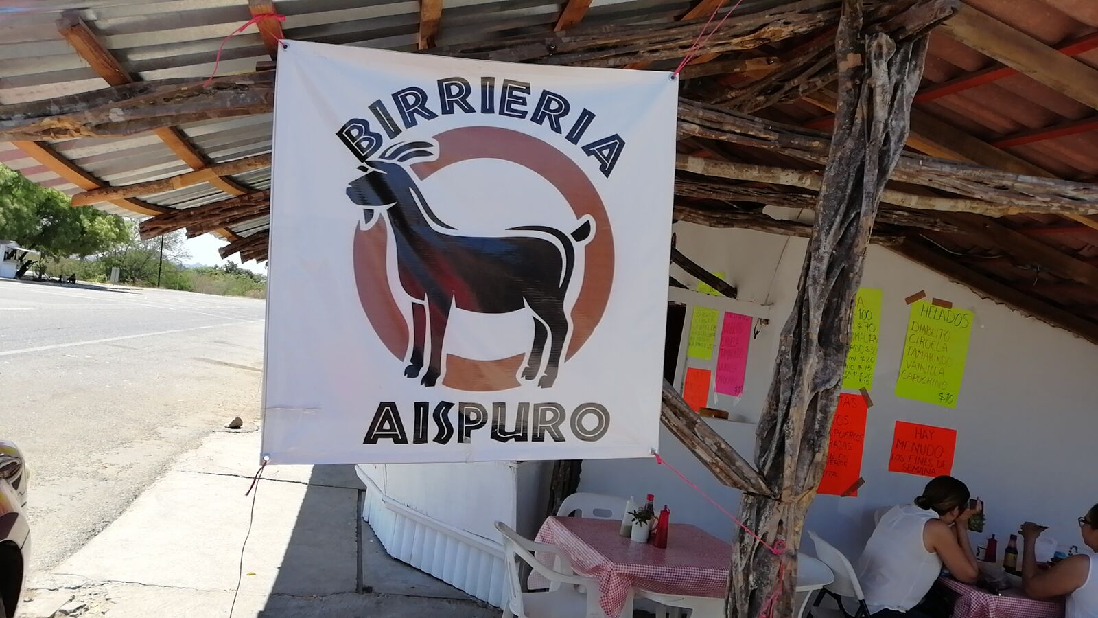 Birrieria Aispuro image 2