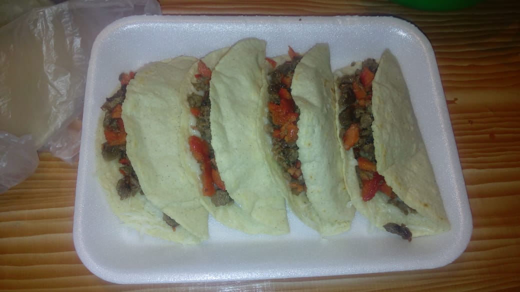 TAQUERIA FLORES image 1