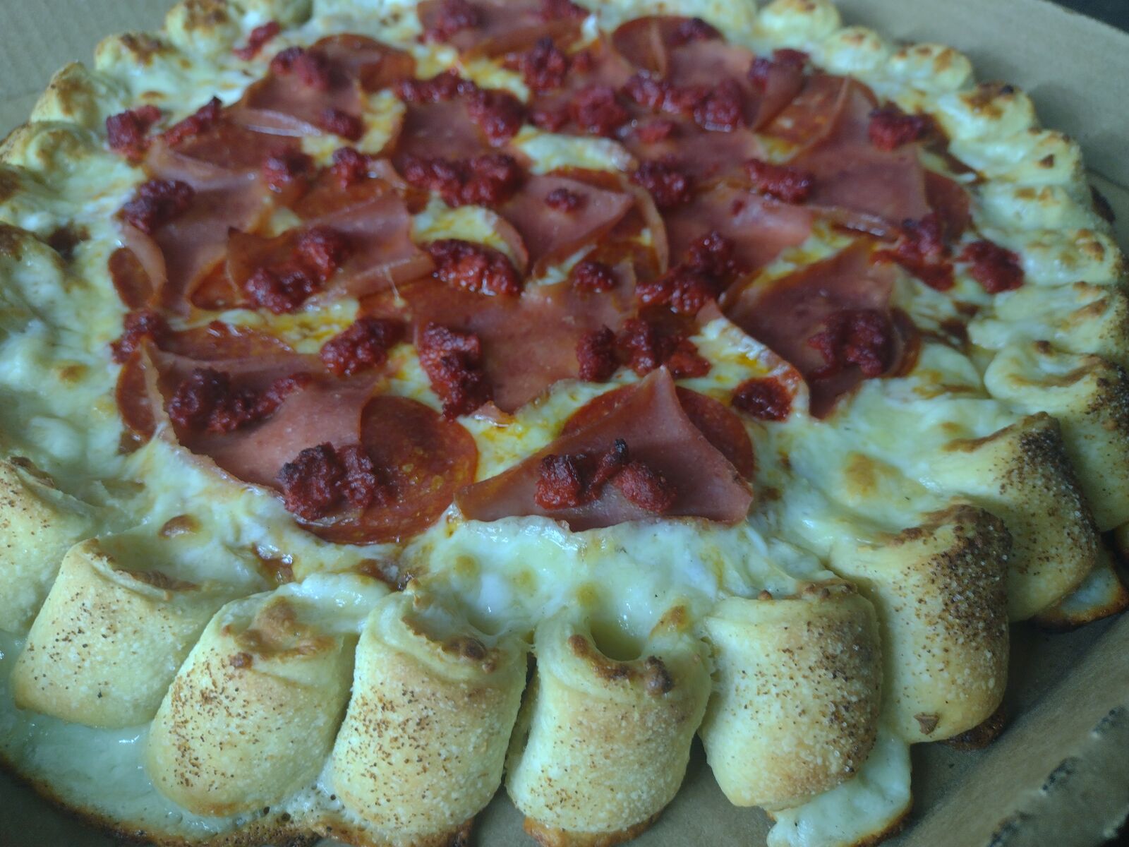 Yana's Pizza & More image 5