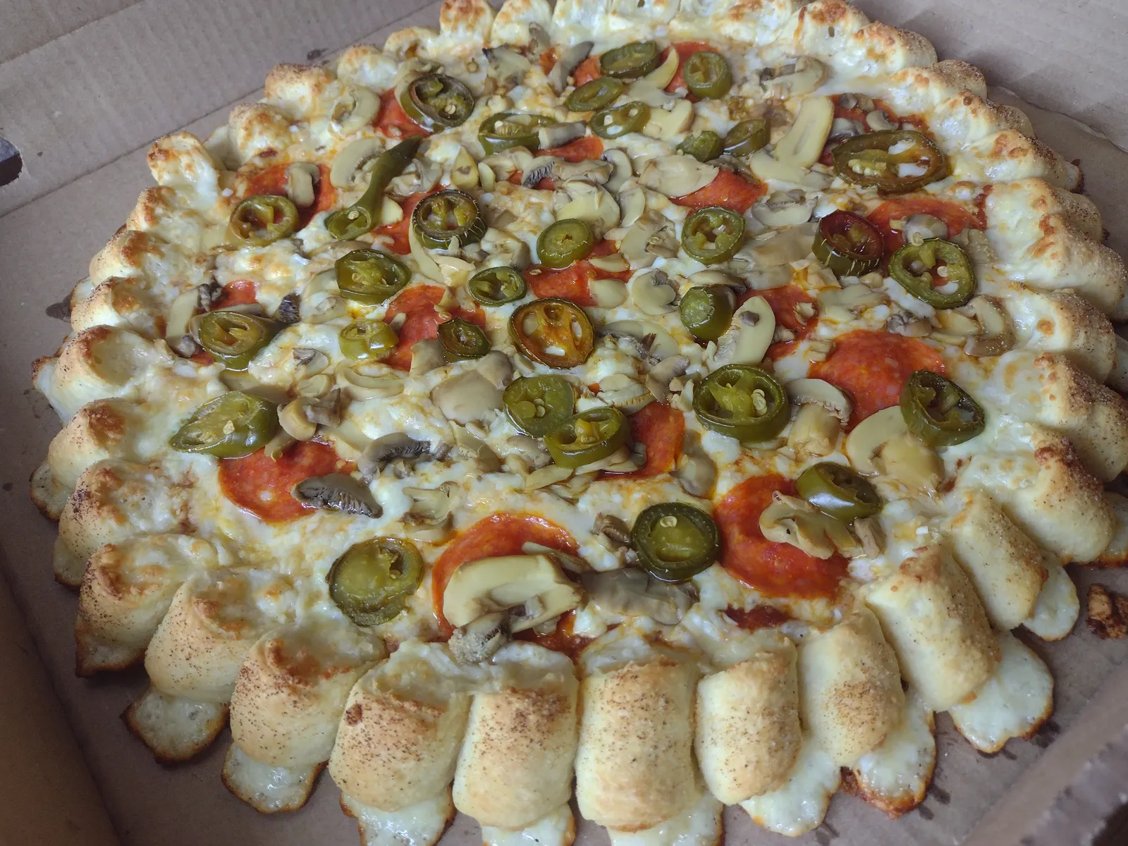 Yana's Pizza & More image 10
