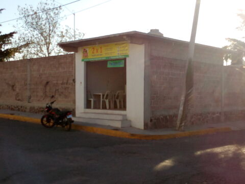 Venecias Pizza image 3