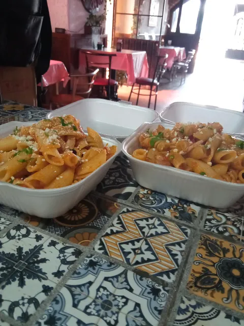 Rústico pizzas y pastas image 4