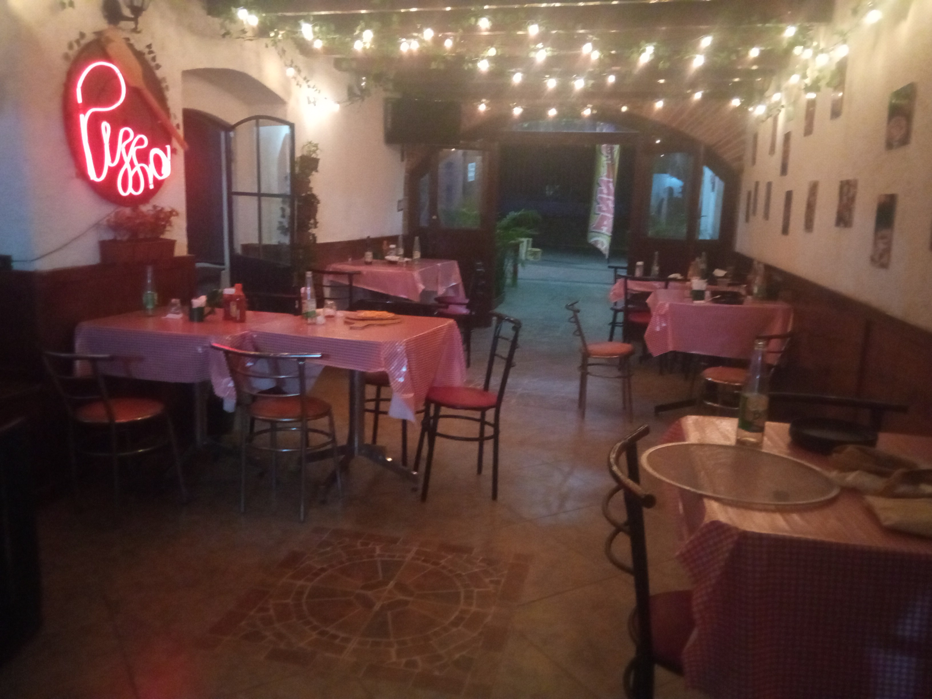 Rústico pizzas y pastas image 5