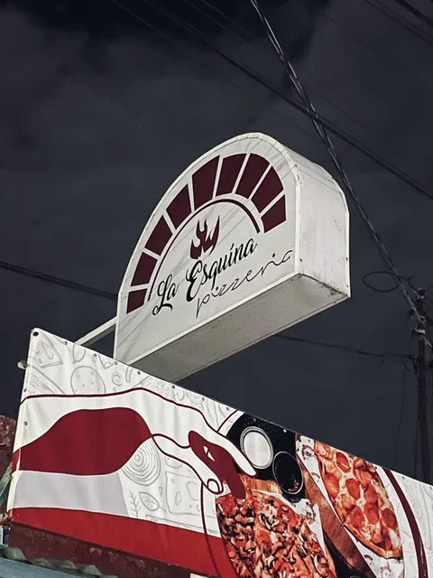 La esquina pizza Huehuetan image 4