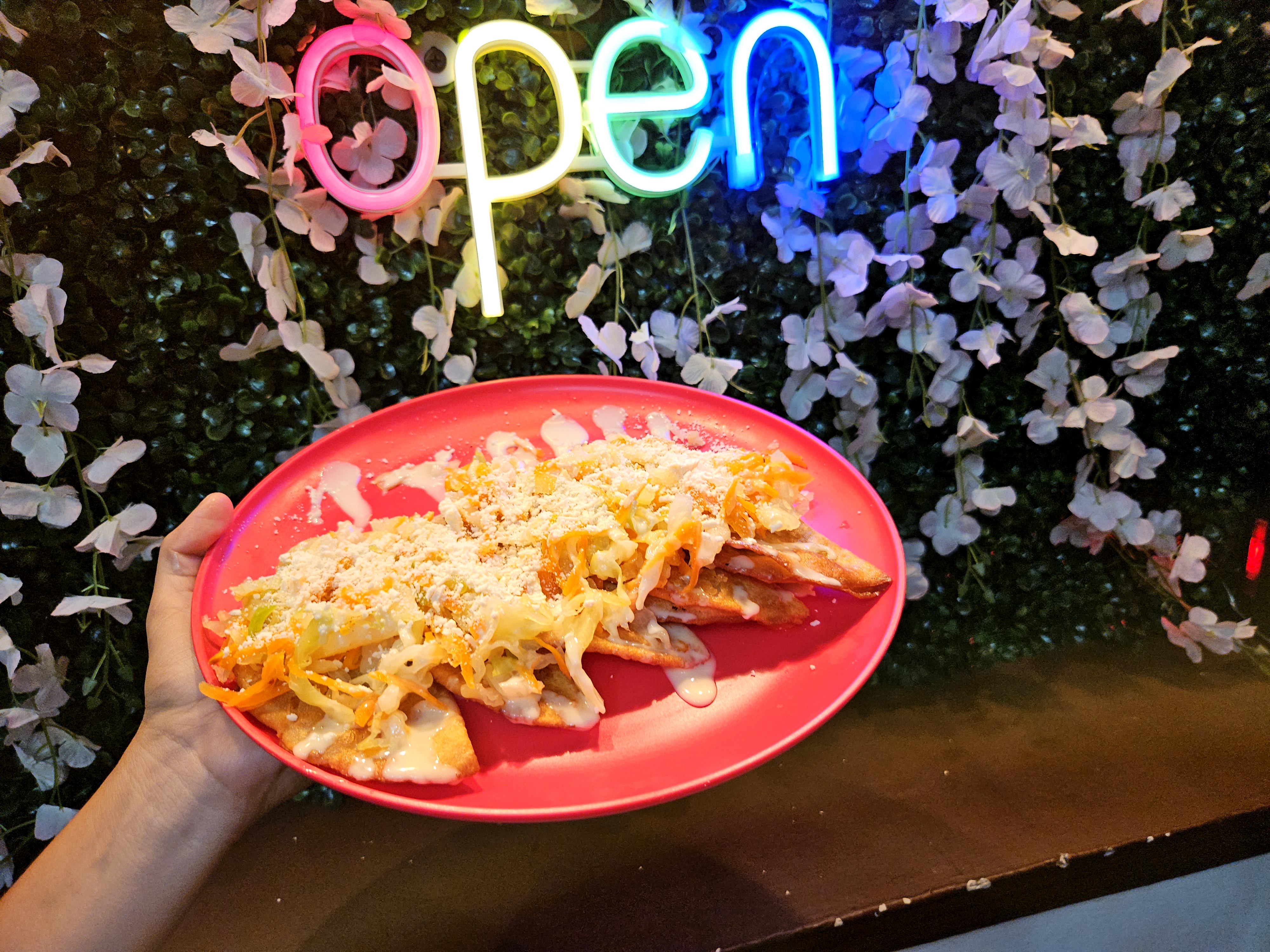 ANTOJITOS "EL PORTÓN" image 4