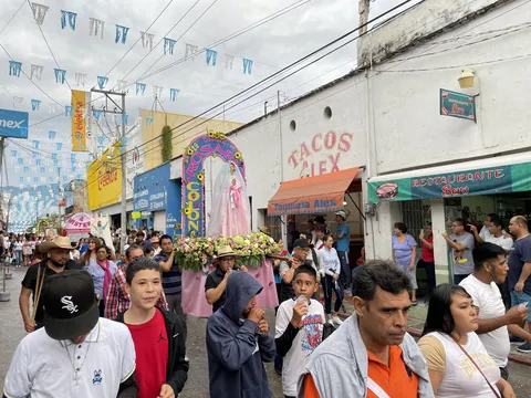"TAQUERIA ALEX" image 4