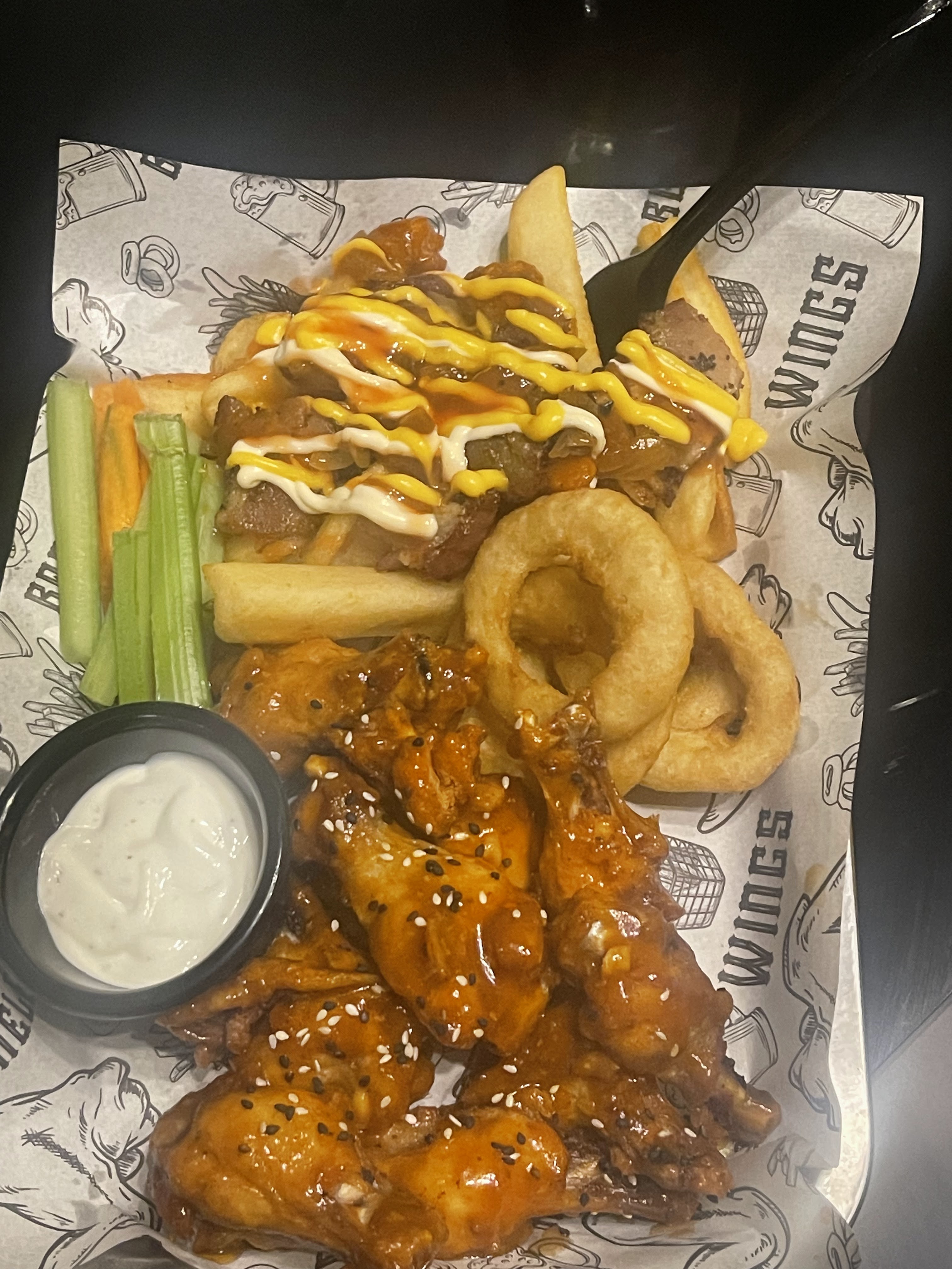 Mi Chief Burgers y Más image 2