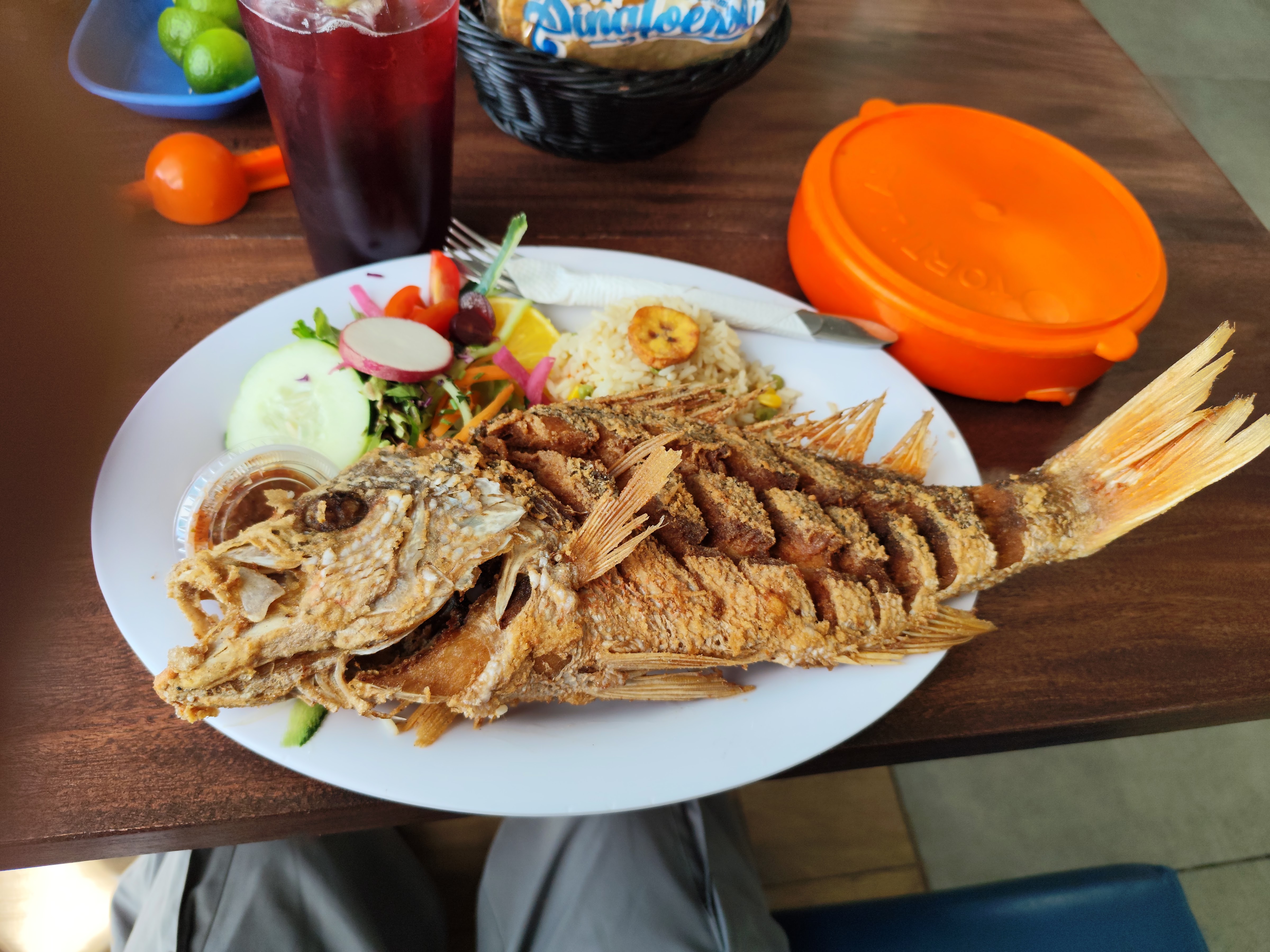 El Sinaloense image 3