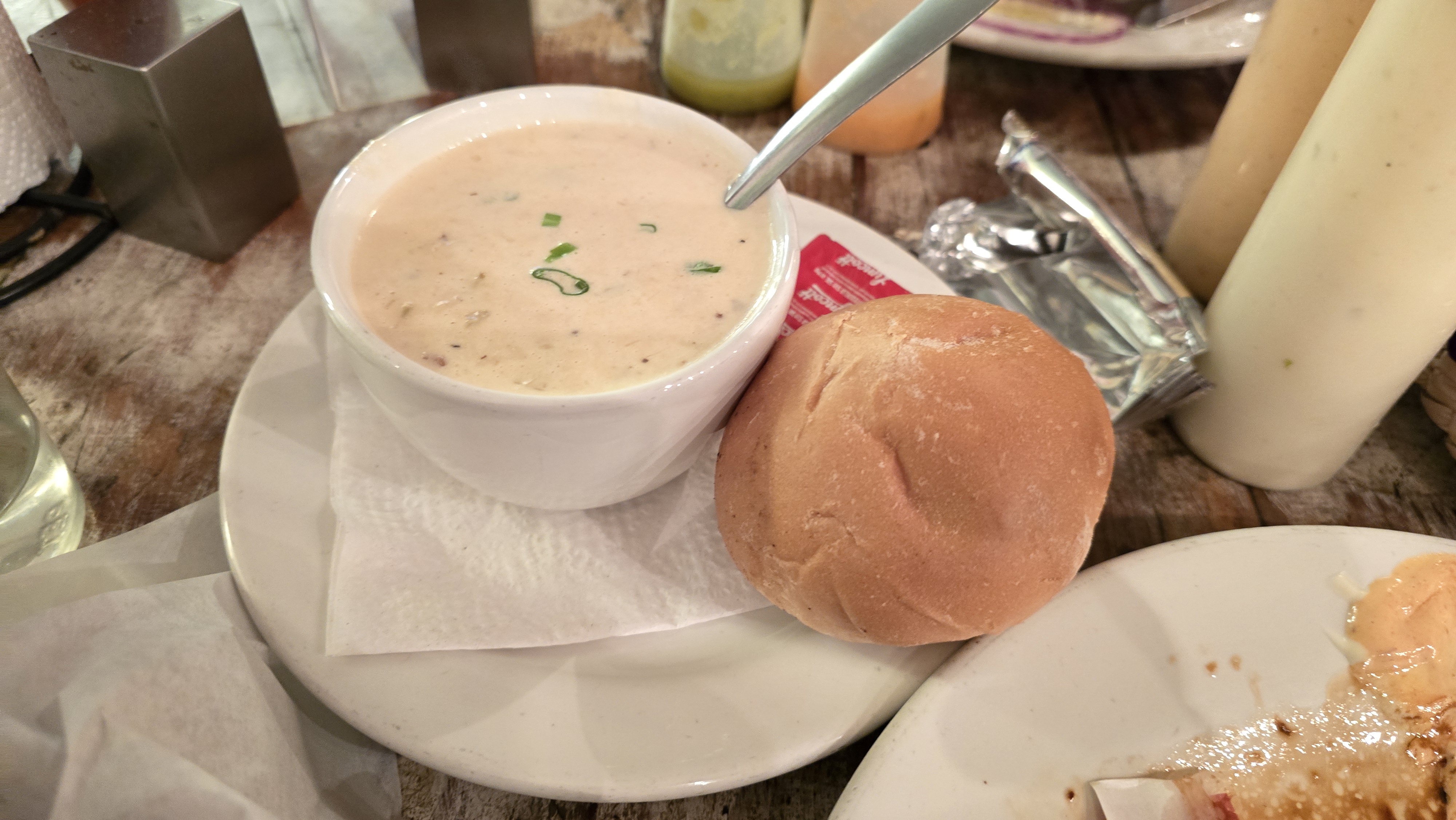 F.I.S.H. Fresh Intl. Seafood House image 6