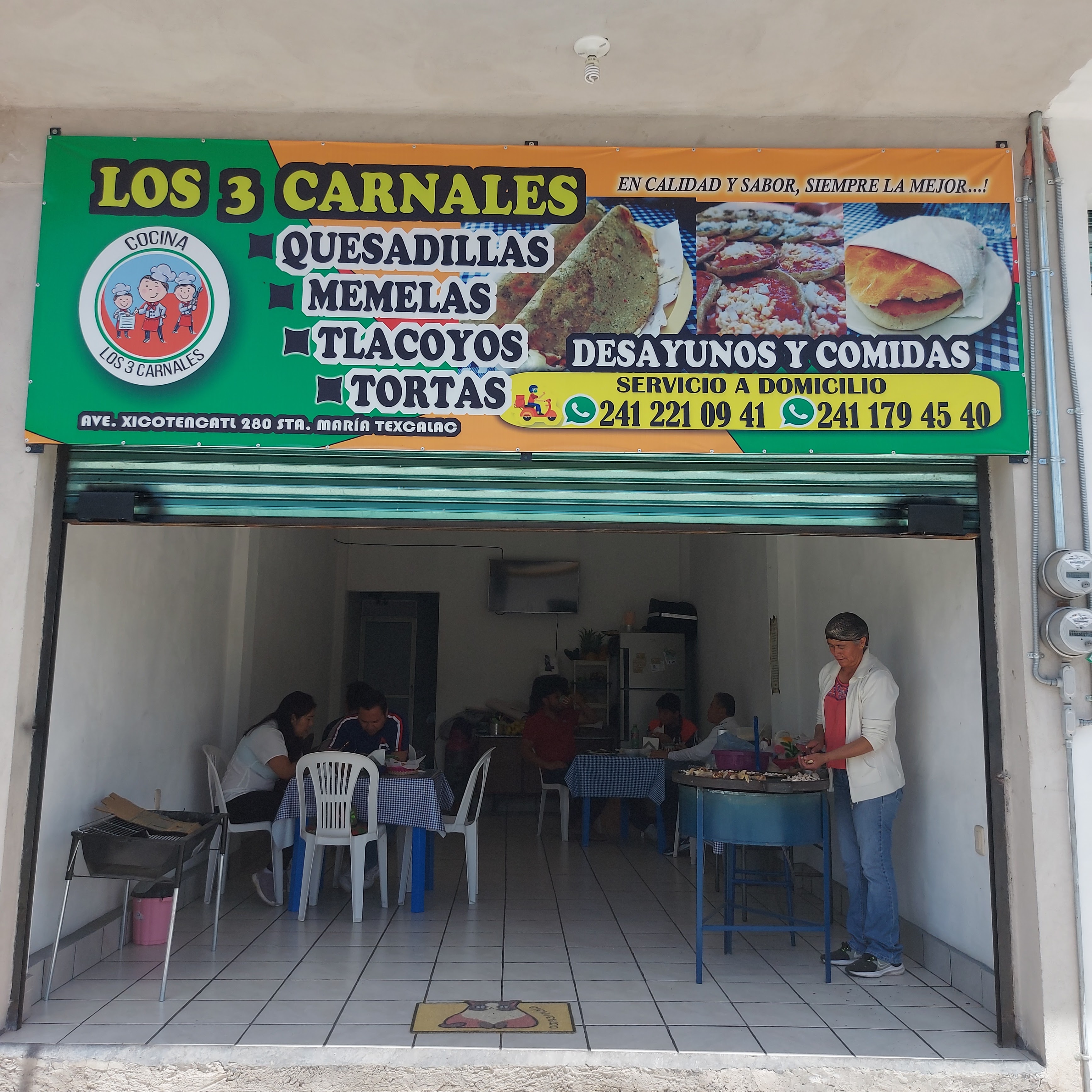 Cocina los 3 carnales image 1