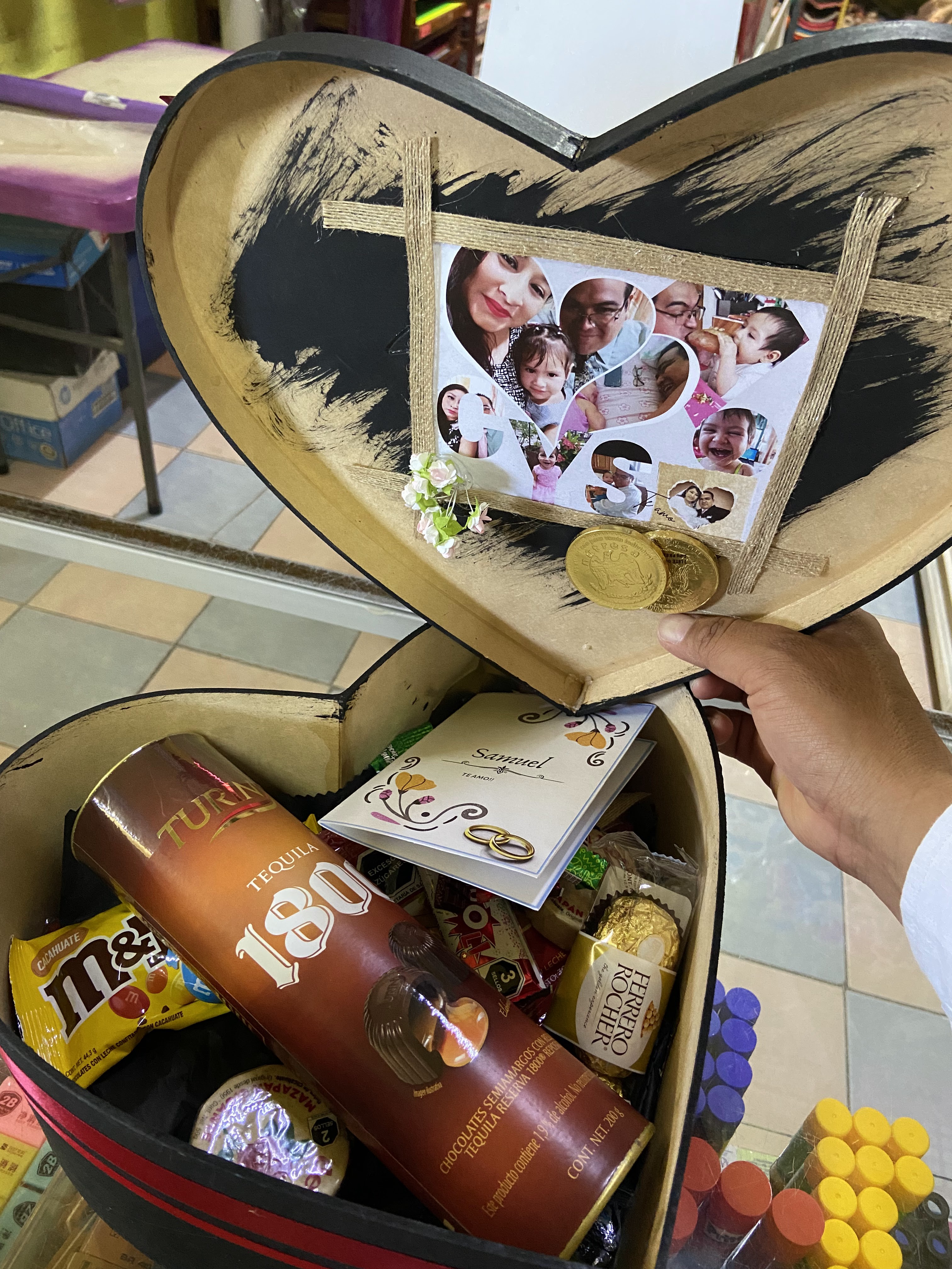 Tienda De Dulces "La Casa Del Regalo" image 10