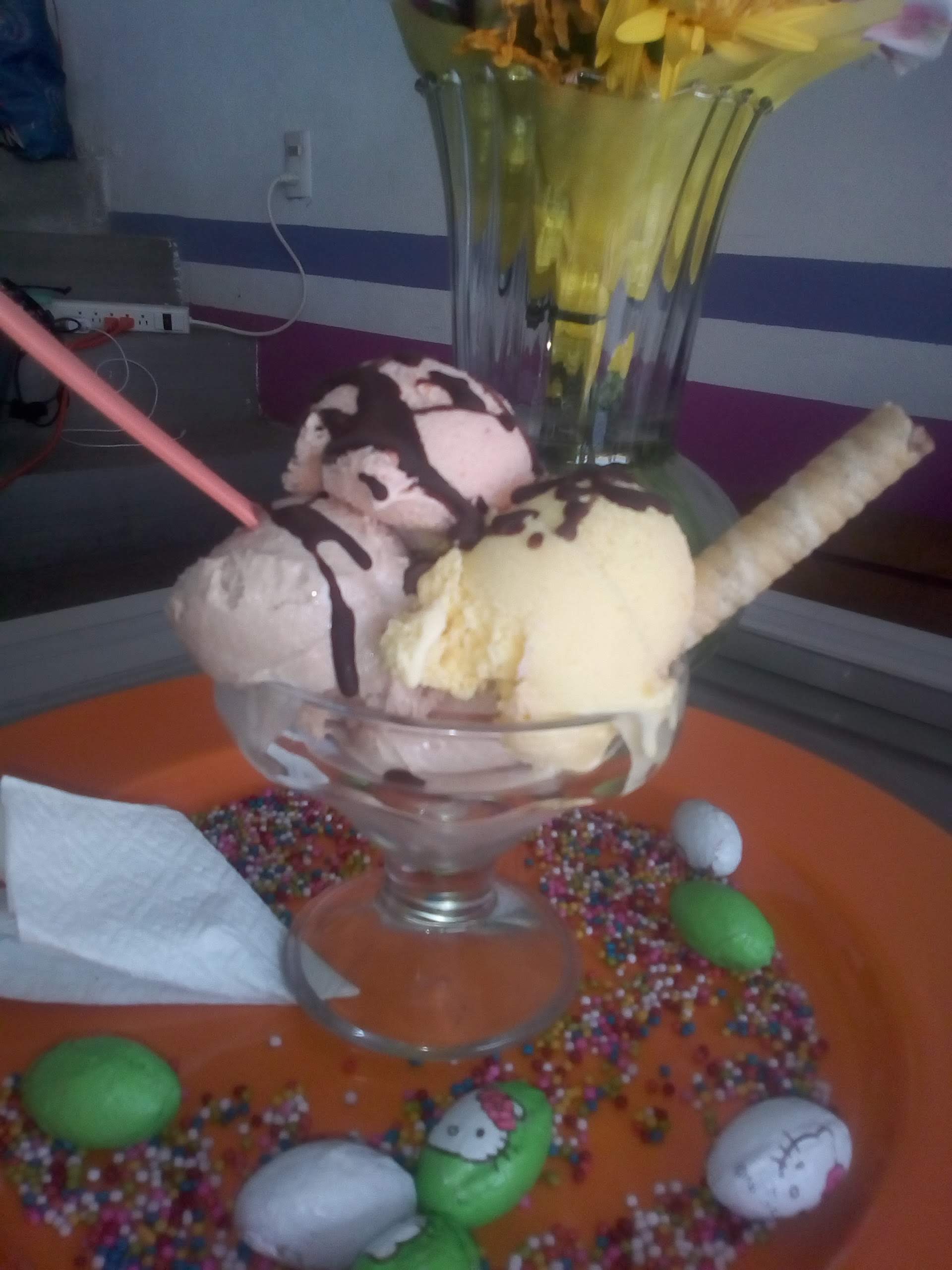 Paleteria Y Nevería "Los González" image 4