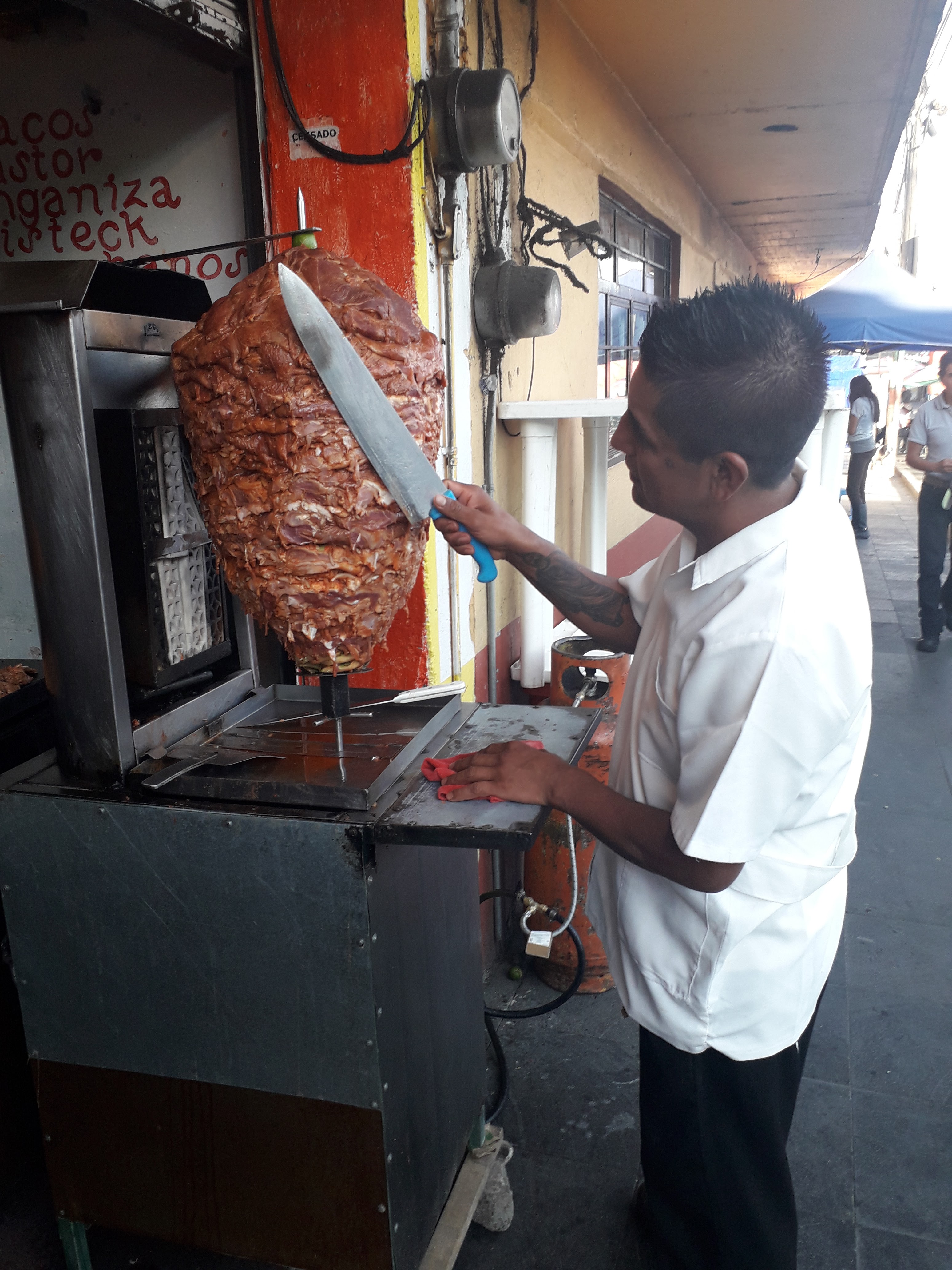 Taquería "alambritos y que tal un taquito" image 4