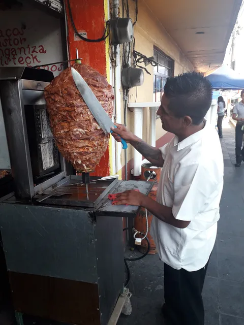 Taquería "alambritos y que tal un taquito" image 4