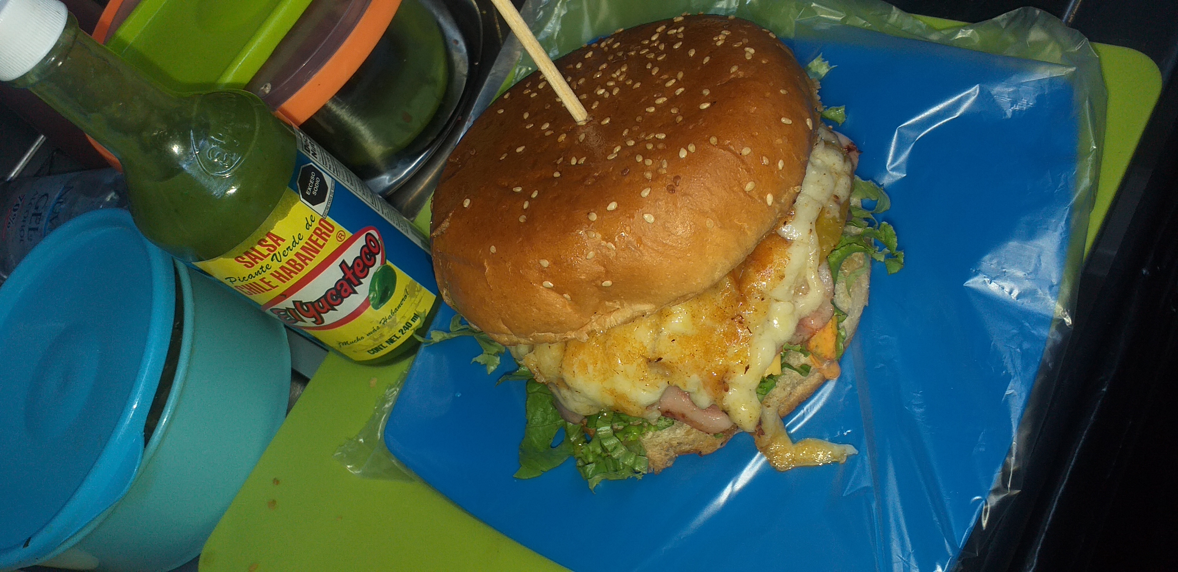 Hamburguesas "el canchis" image 1