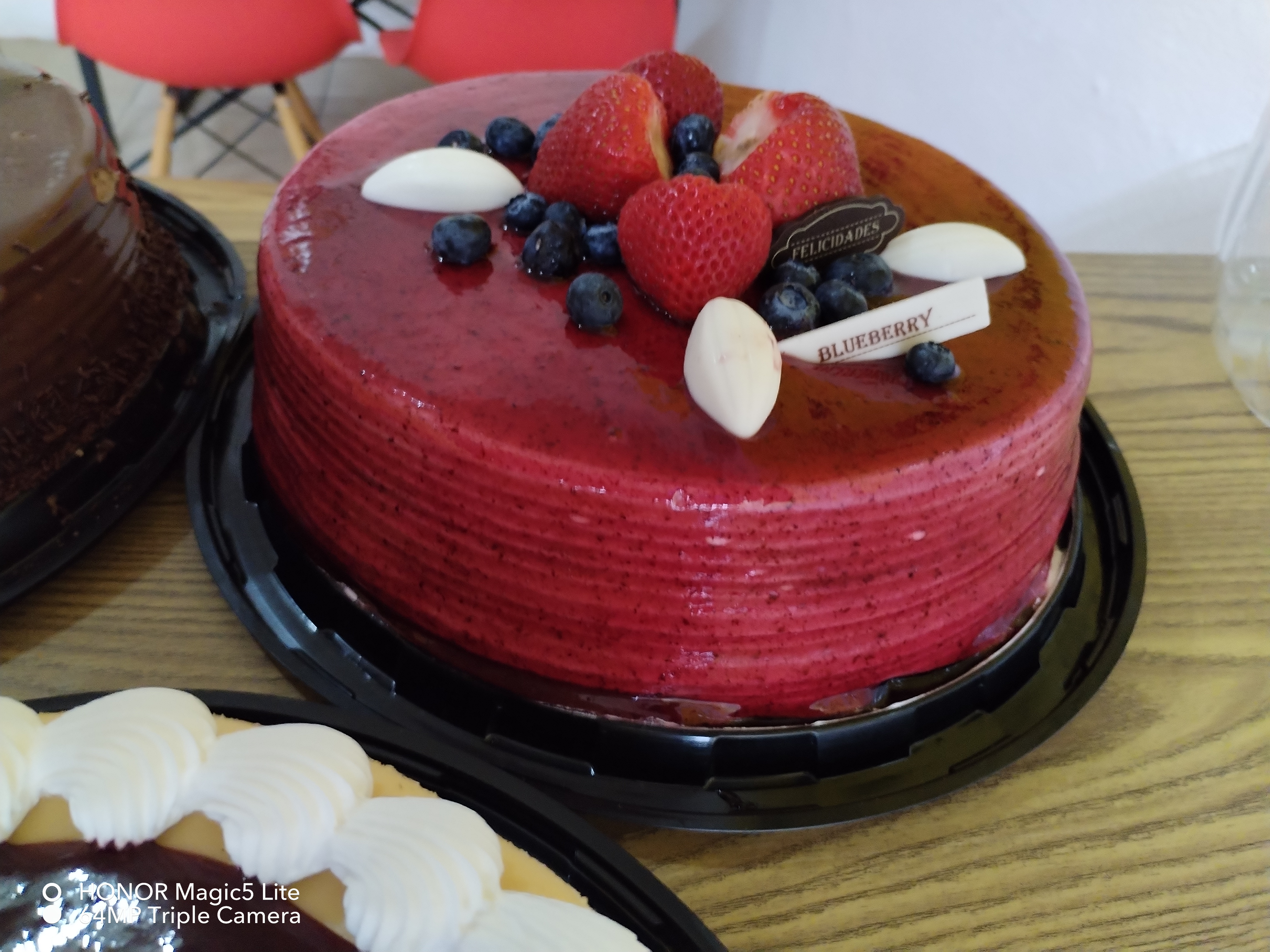 JR's Boneless & Papas image 7