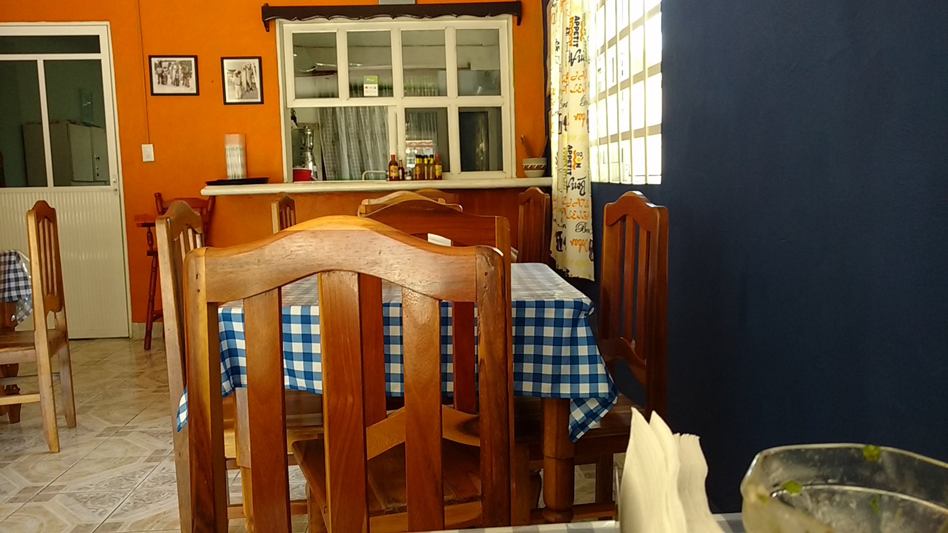 Coctelería El Tungar image 1