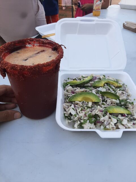 "Capitán Ceviche" Coctelería y mariscos image 1