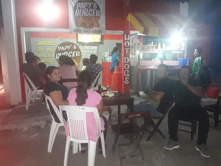 Papy's Burger image 4