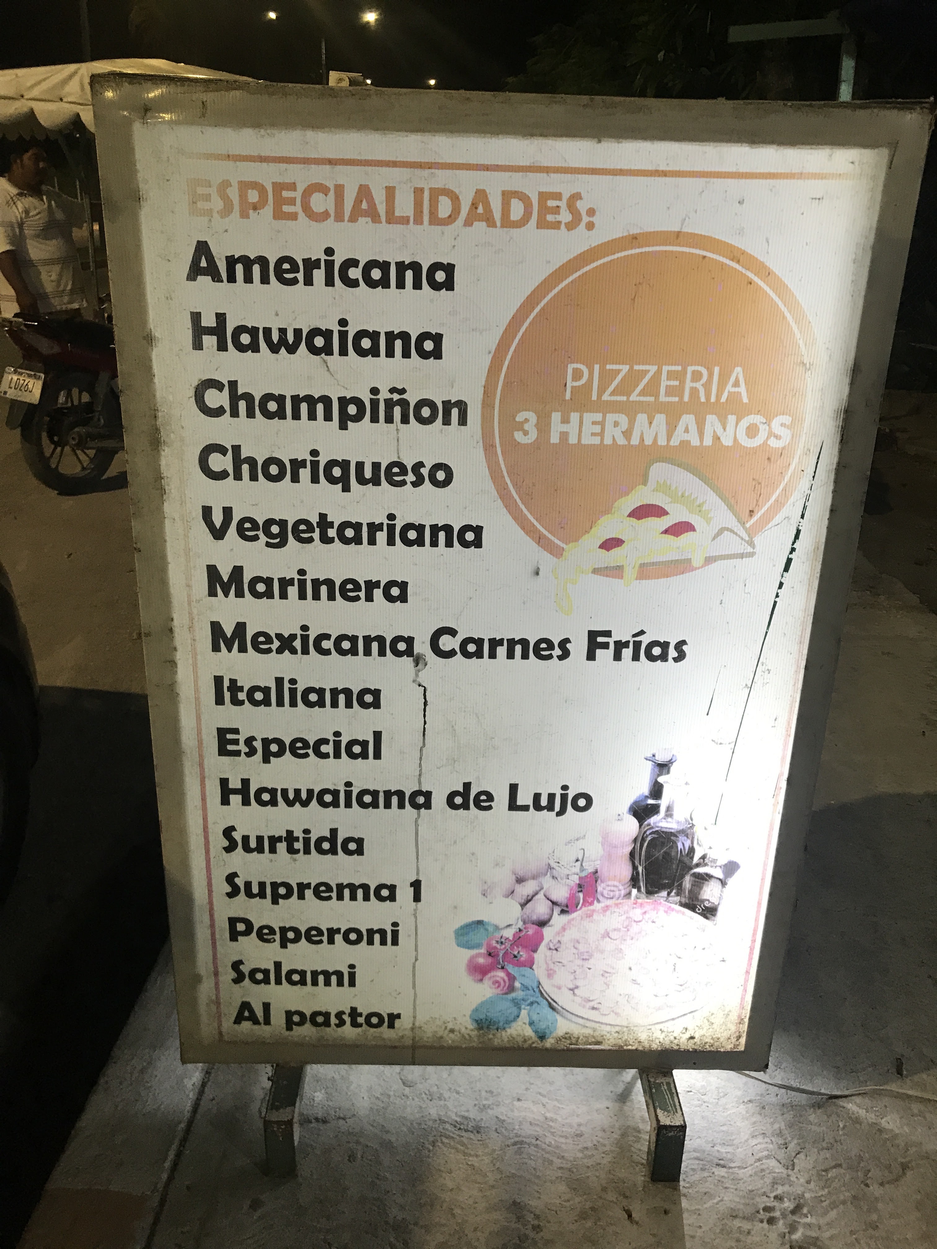 Pizzeria 3 Hermanos image 3