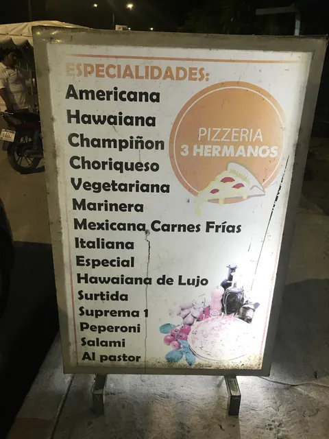 Pizzeria 3 Hermanos image 3