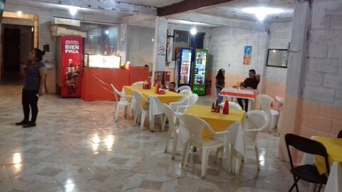Angelotti's Pizza image 4