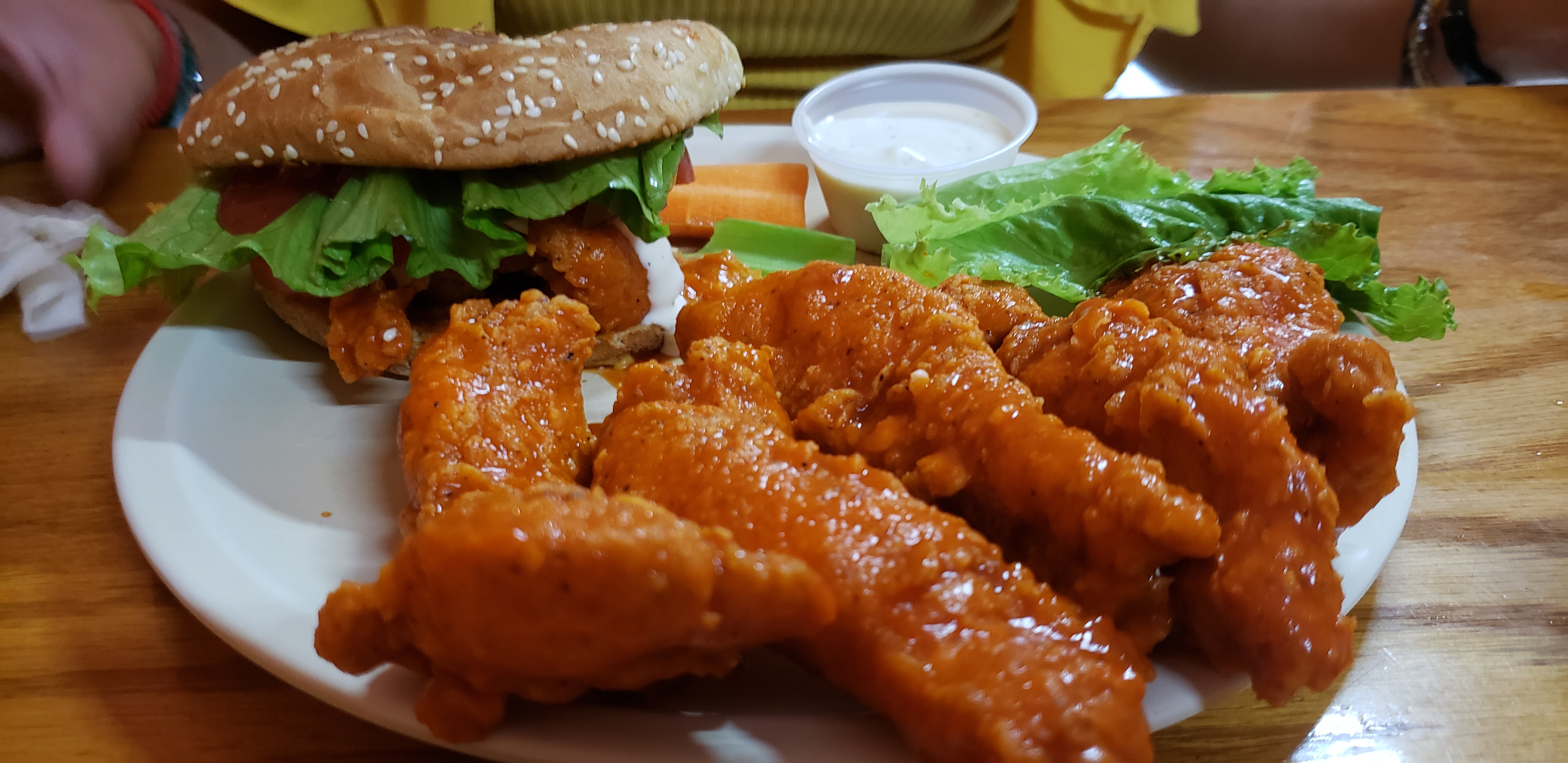 Kangreburgers and wings image 2