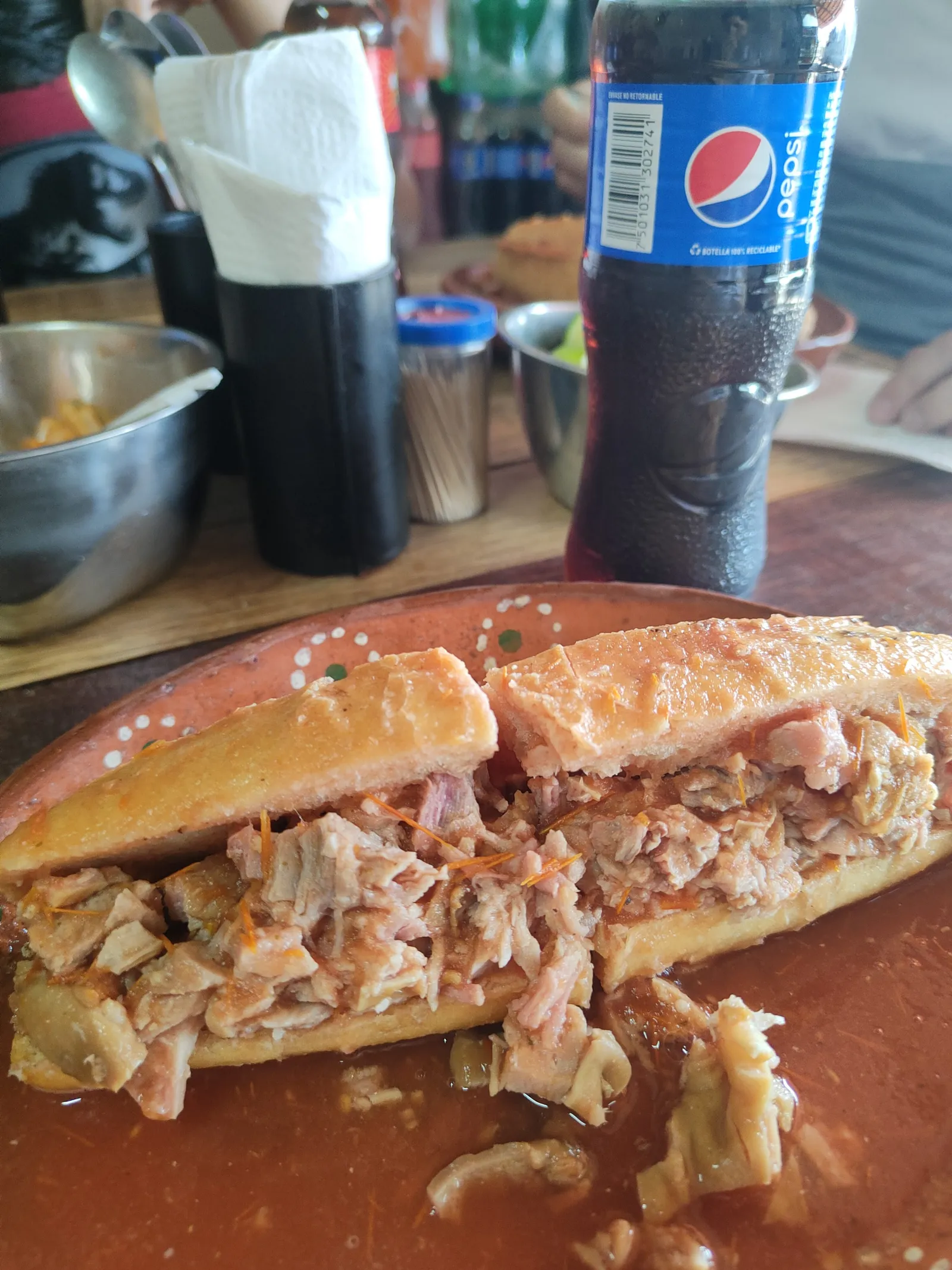 Tortas Ahogadas El Guero image 2